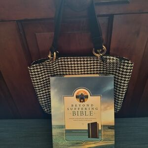 Stylish Black and White Houndstooth Women's Bag